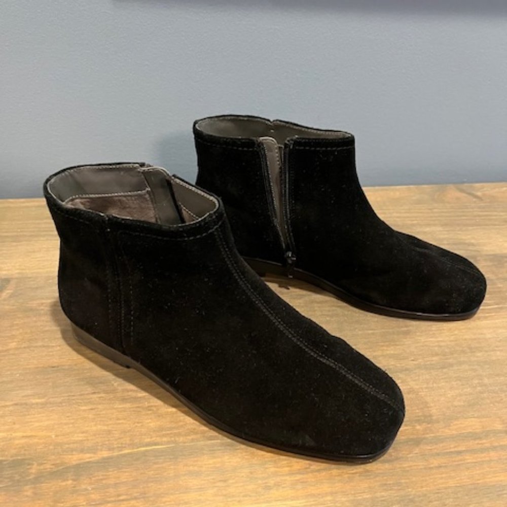 Aerosoles Black Suede bootie